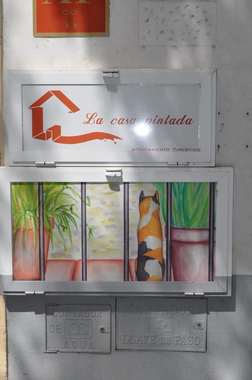 Apartamentos La Casa Pintada Caceres Exterior photo